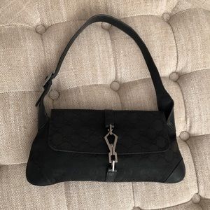 Gucci authentic black handbag good condition